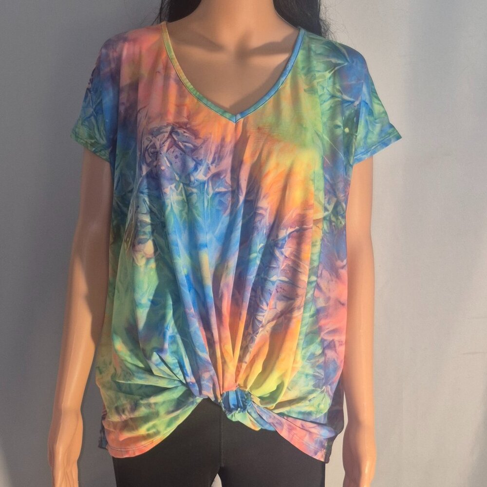 CY stylish Tie-Dye blouse, Ties in front, size small/Medium